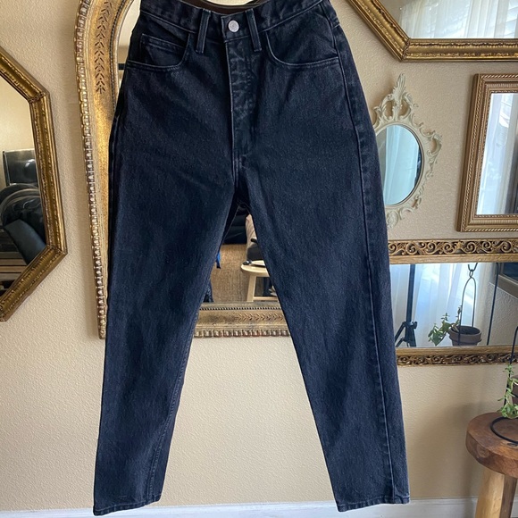 Vintage Black Guess Jeans - Picture 7 of 9